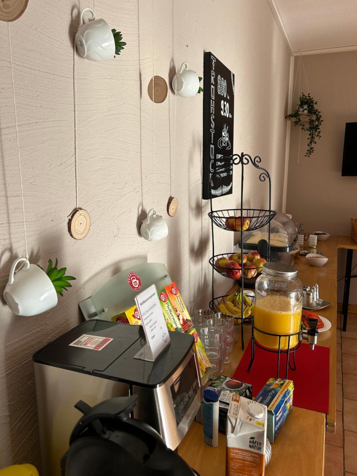 Weser-Aktivhotel-Corvey โฮกซ์เตอร์ ภายนอก รูปภาพ